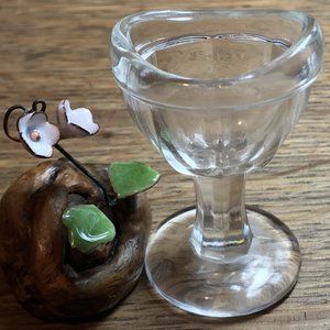 Vintage 1930's Glass Eye Wash Cup